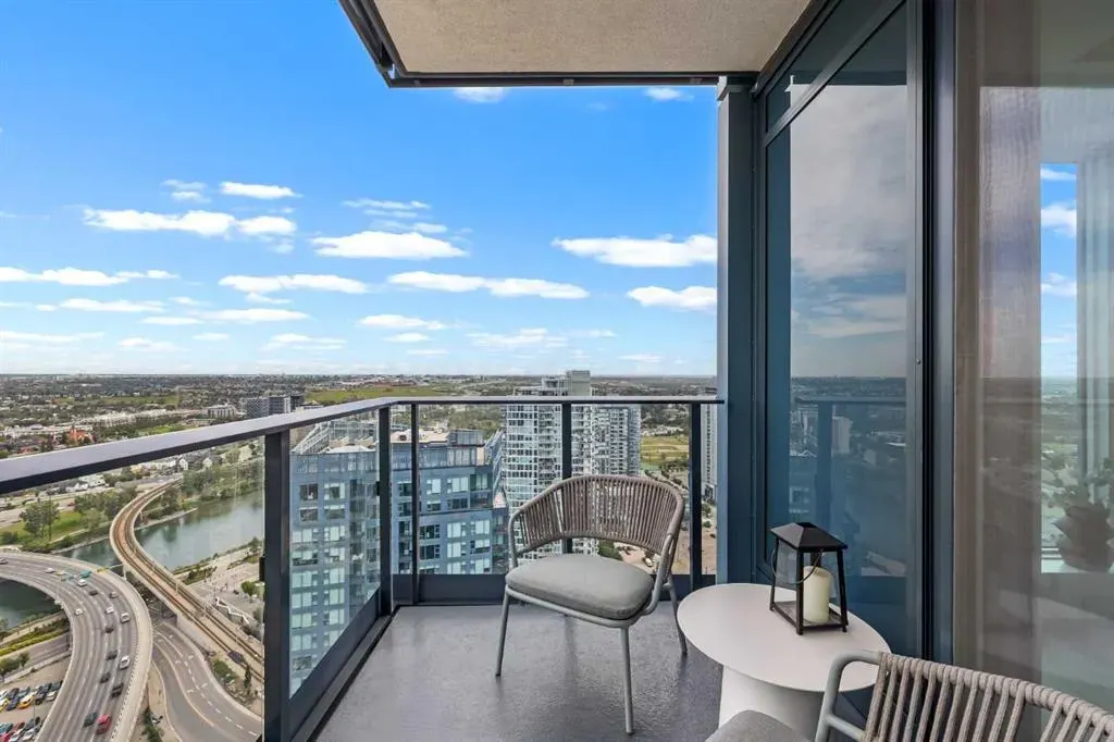 530 3 Street SE, #2204