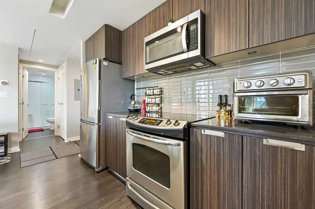 626 14 Avenue SW, #1111