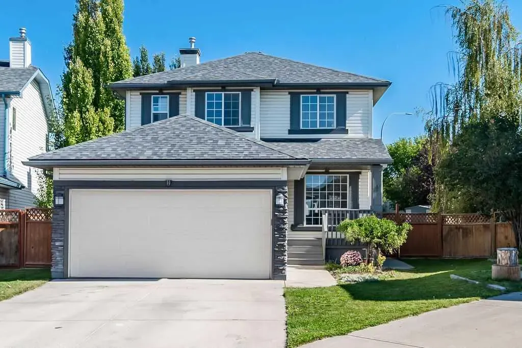 14 Crystalridge Bay