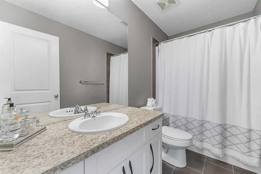 117 Cranleigh Place SE