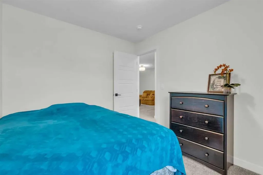 35 Versant View SW