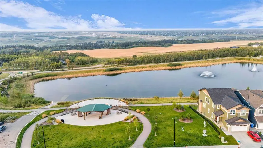 35 Versant View SW