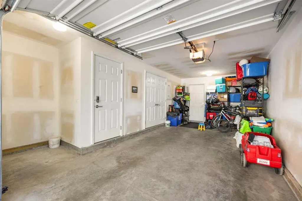 104 Sherwood Lane NW