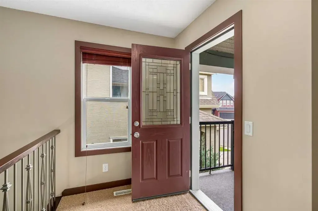 26 Mahogany Green SE
