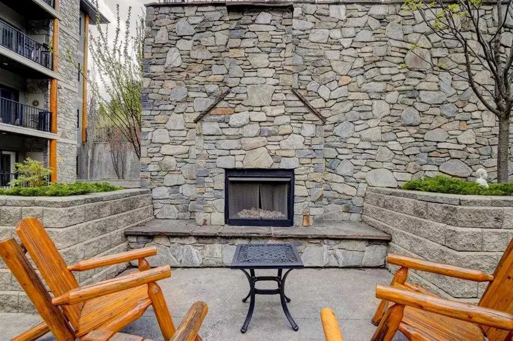 77 George Fox Trail, #107
