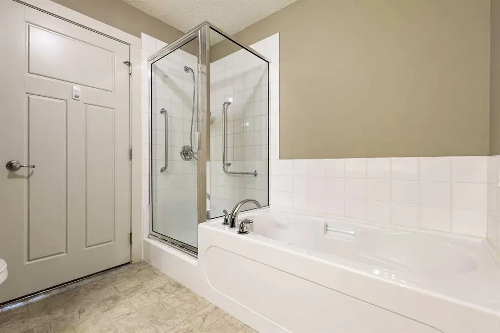77 George Fox Trail, #107