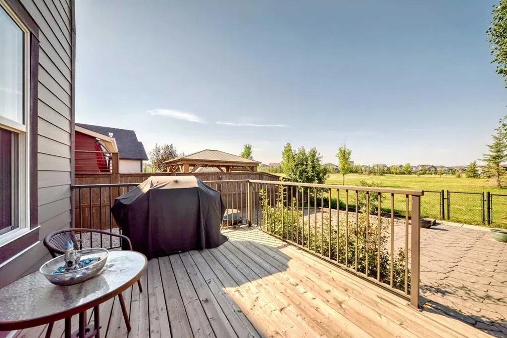 119 Legacy Glen Park SE