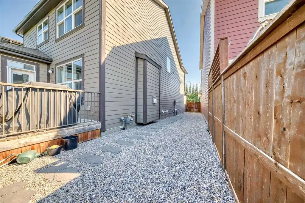 119 Legacy Glen Park SE