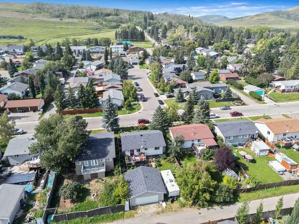 201 Robert Street SW