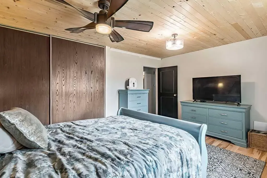 201 Robert Street SW