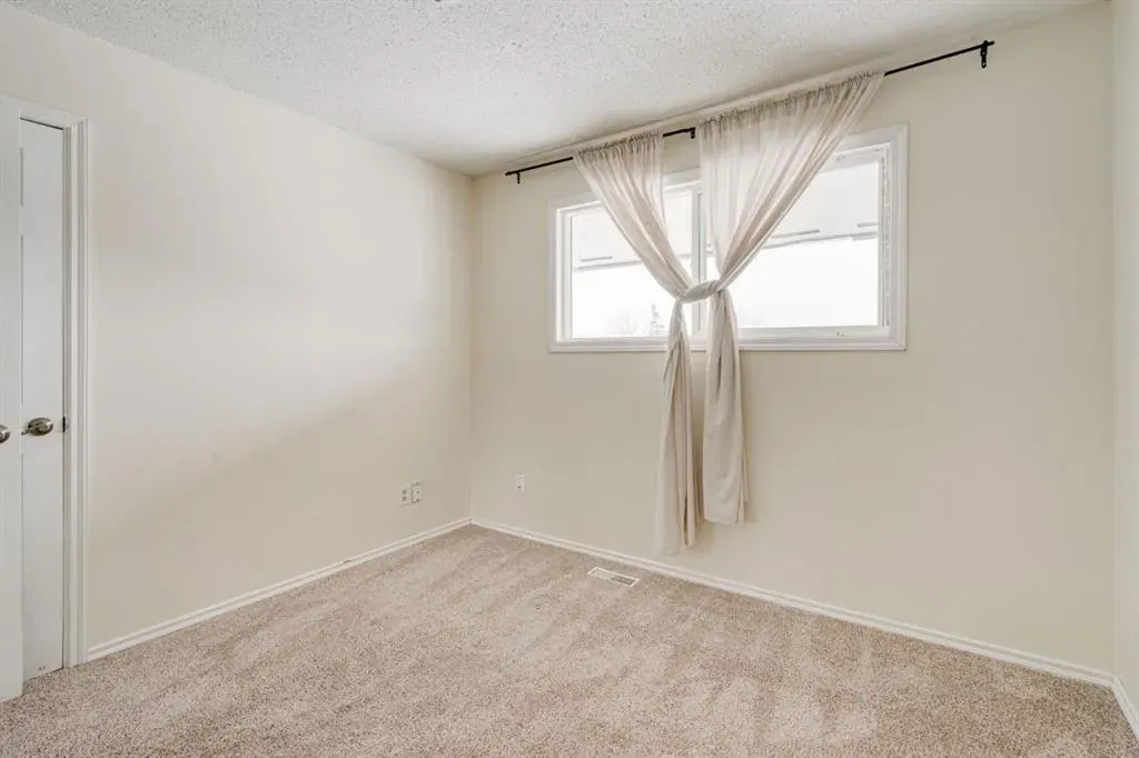 8112 36 Avenue NW, #19
