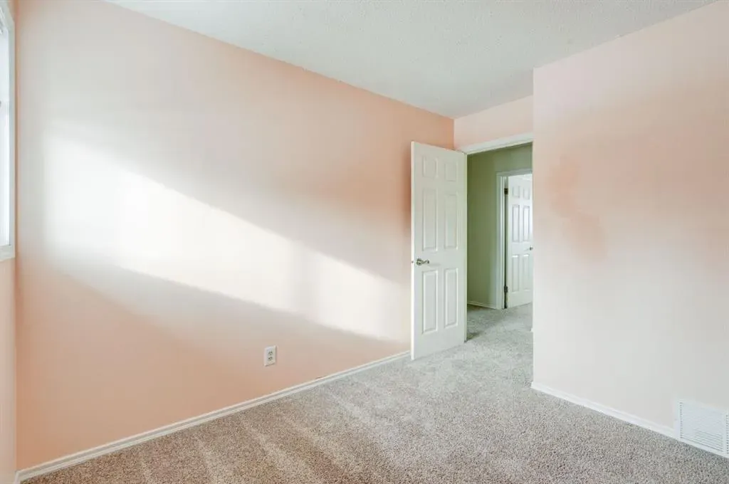 8112 36 Avenue NW, #19