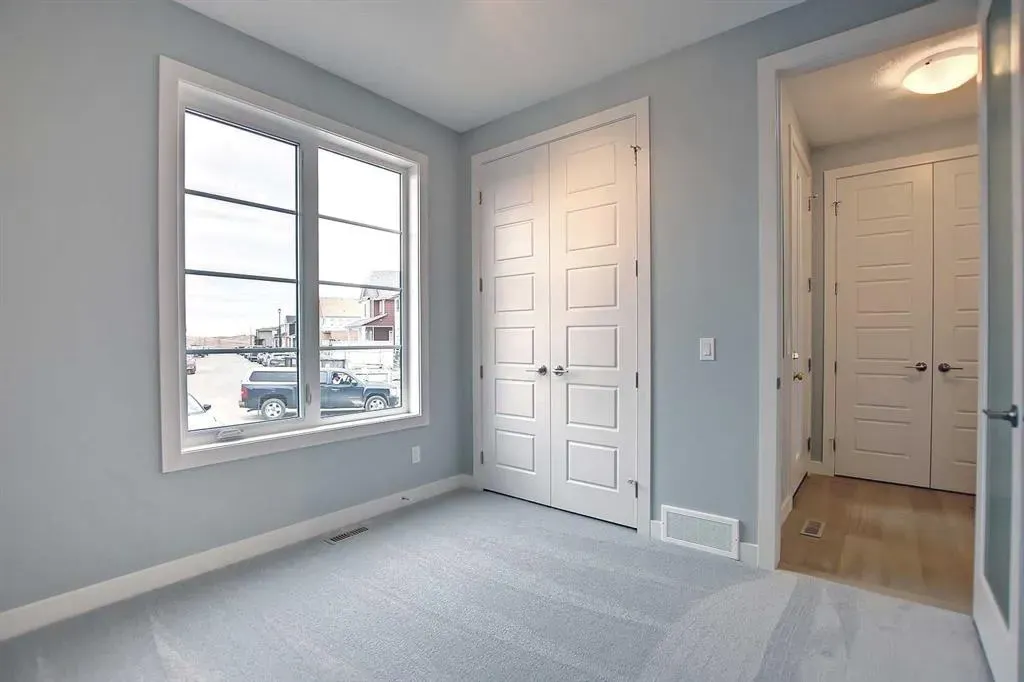 83 Lambeau Lane SE