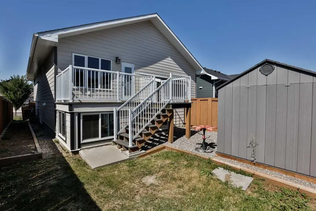 612 Aquitania Boulevard W