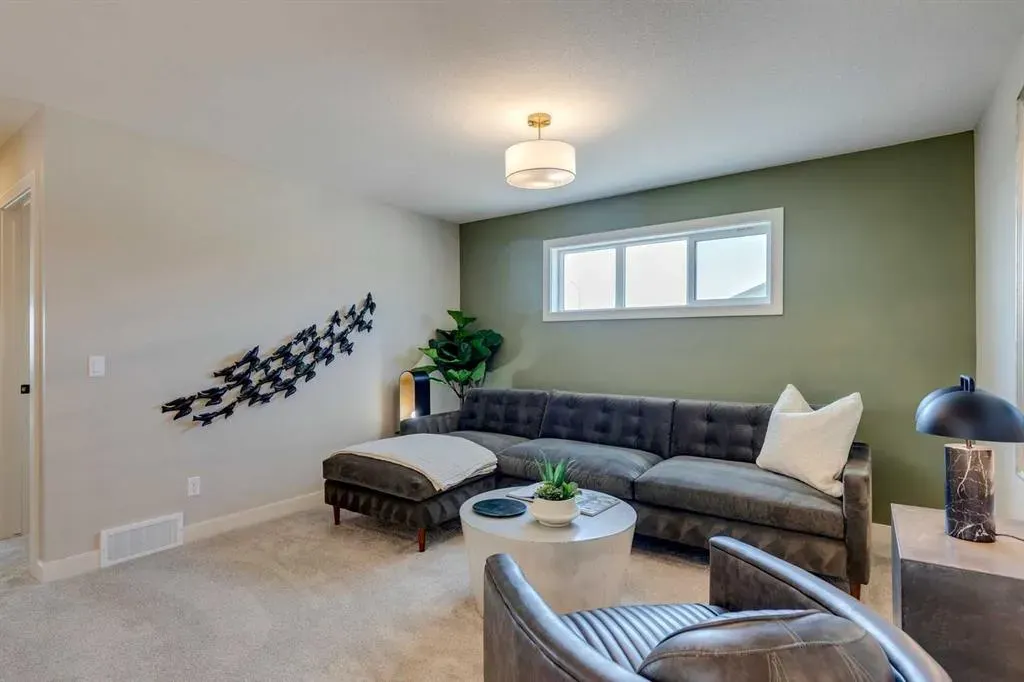 111 sundown Crescent