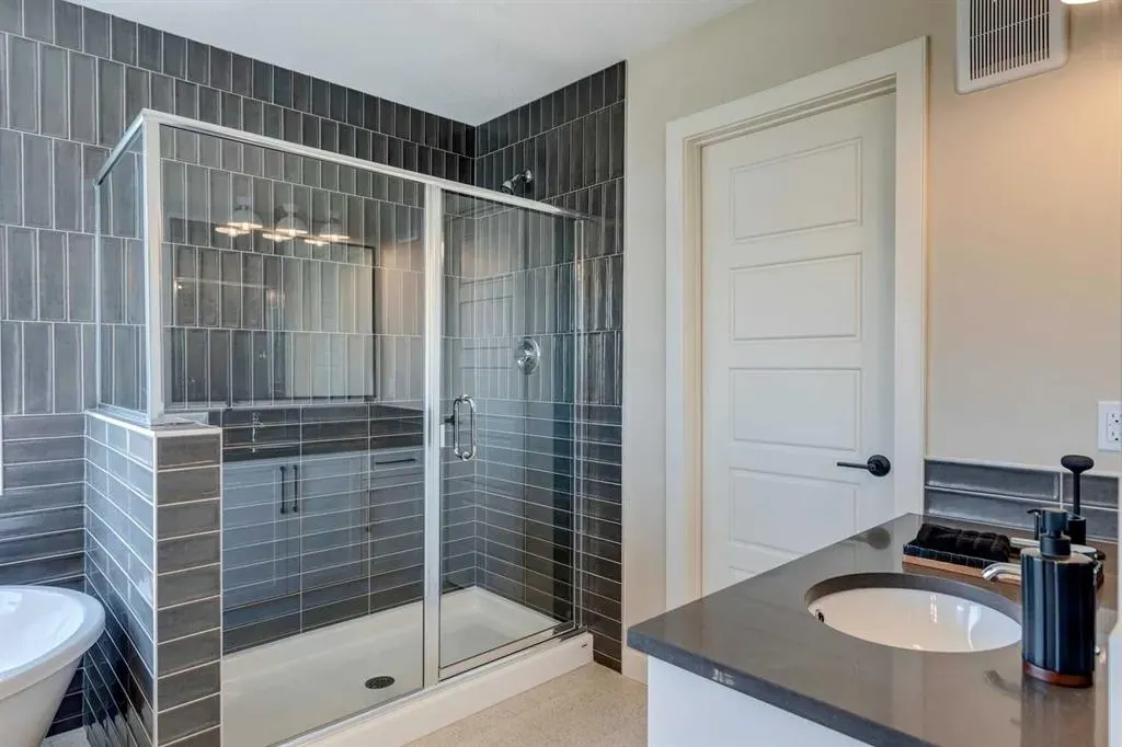 111 sundown Crescent