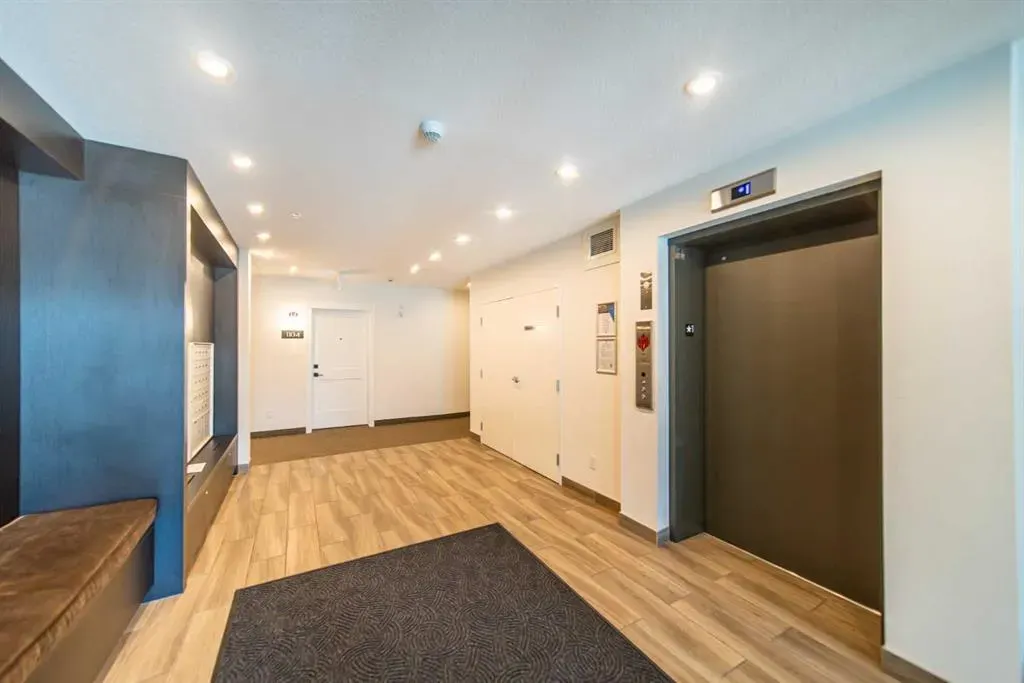 200 Seton Circle SE, #1310