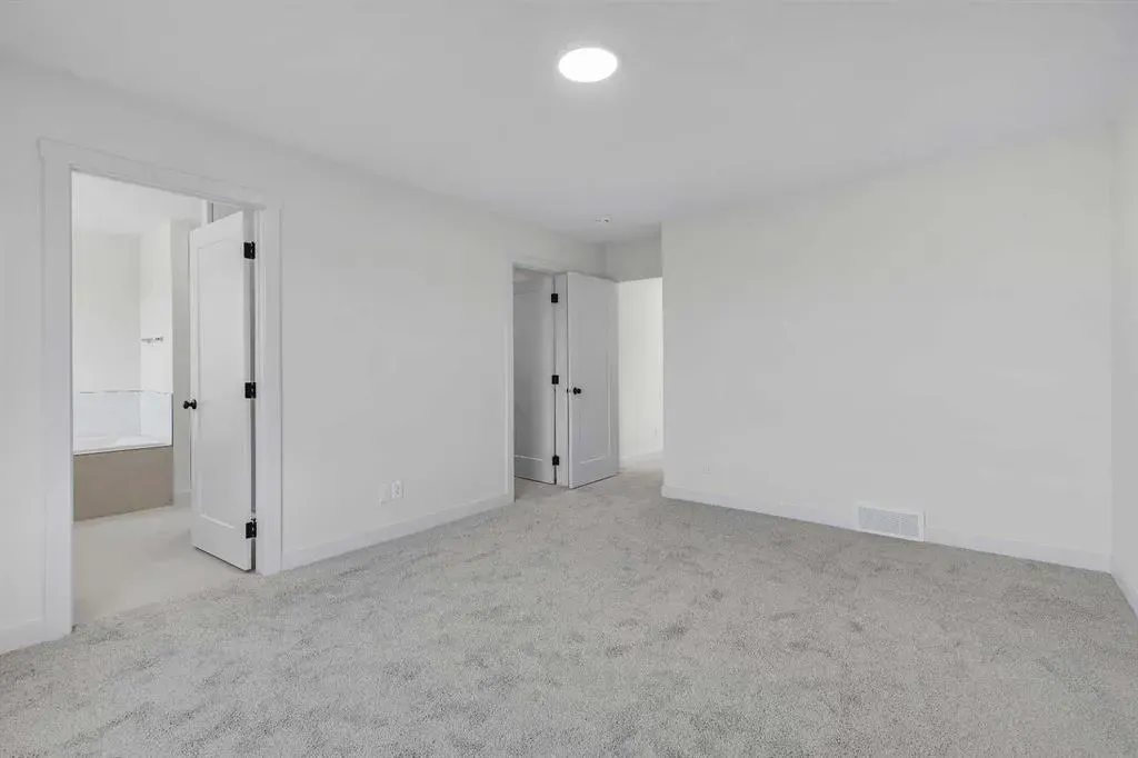 127 Heritage Court