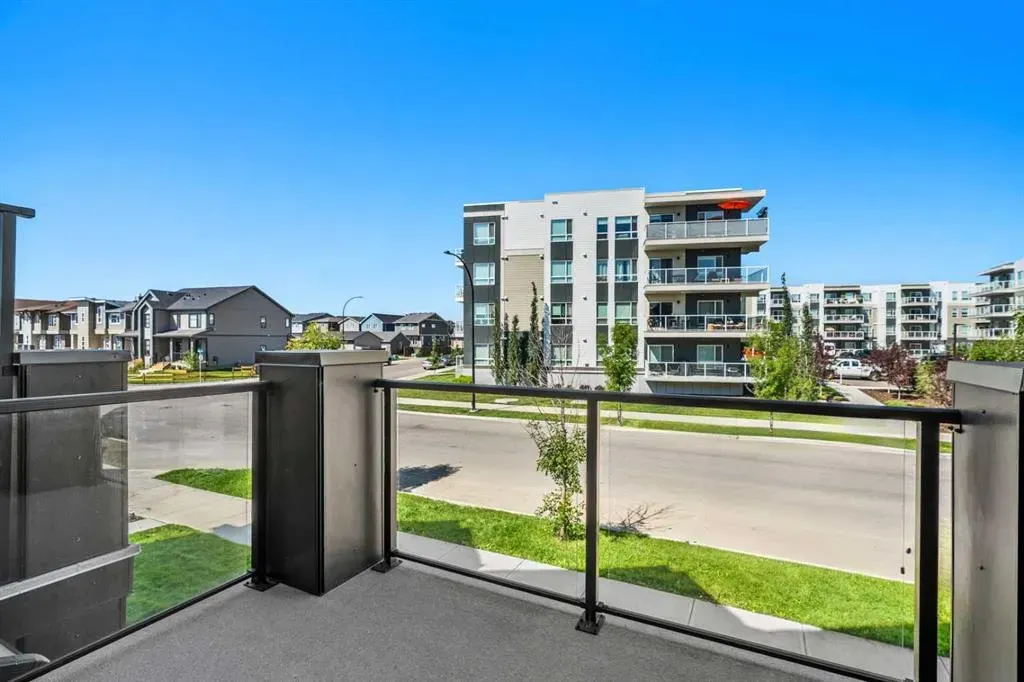 215 Seton Grove SE