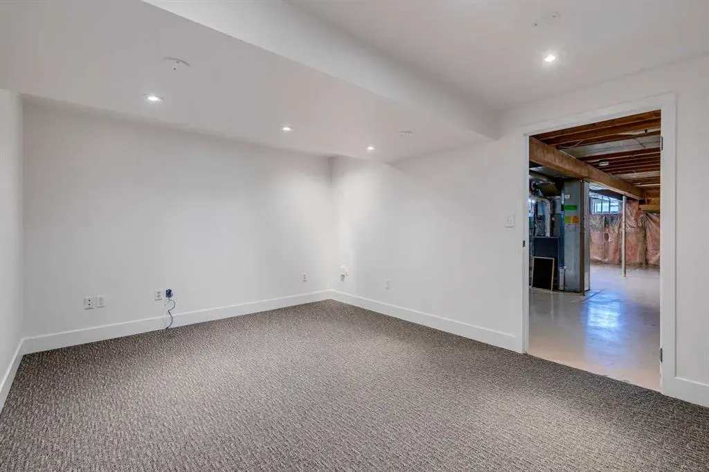 23 Erin Grove Court SE