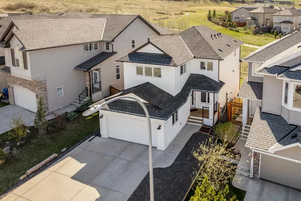 116 Sherwood Crescent NW