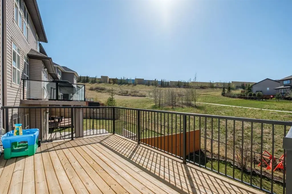 116 Sherwood Crescent NW
