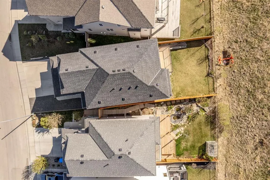 116 Sherwood Crescent NW