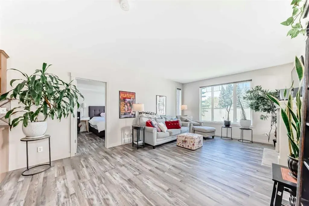 8000 Wentworth Drive SW, #406