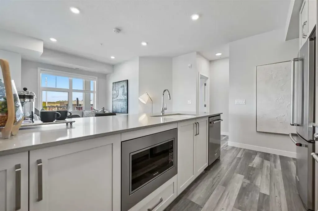 255 Les Jardins Park SE, #225