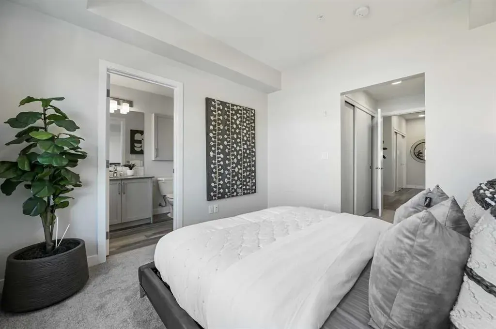 255 Les Jardins Park SE, #225