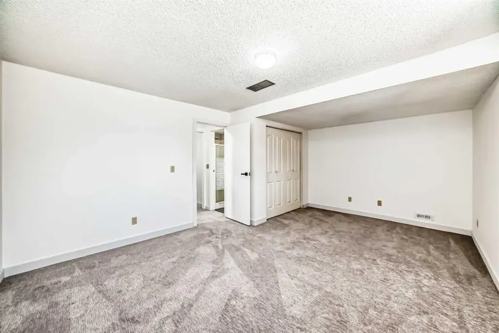 269 Edgepark Boulevard NW