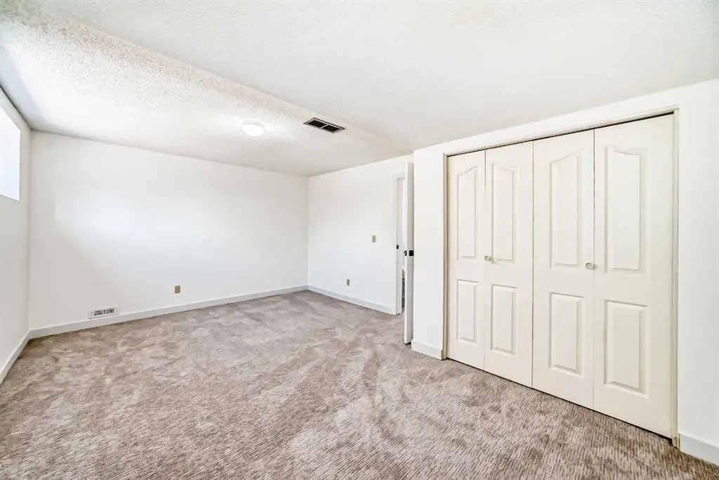 269 Edgepark Boulevard NW