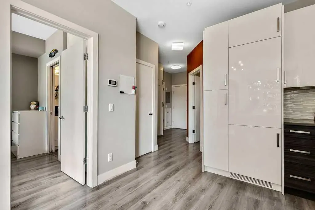 515 4 Avenue NE, #116