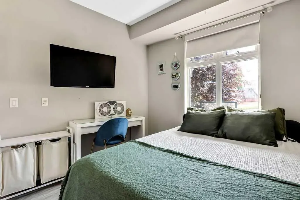 515 4 Avenue NE, #116