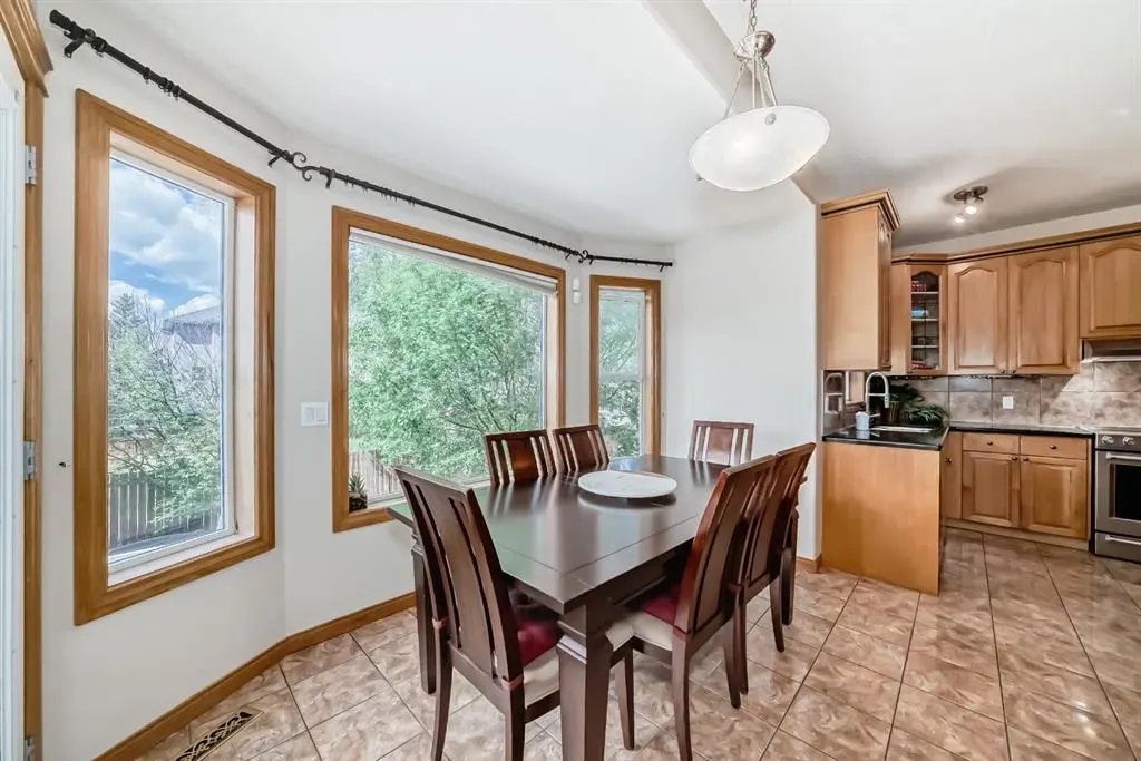 42 West Cedar Point SW