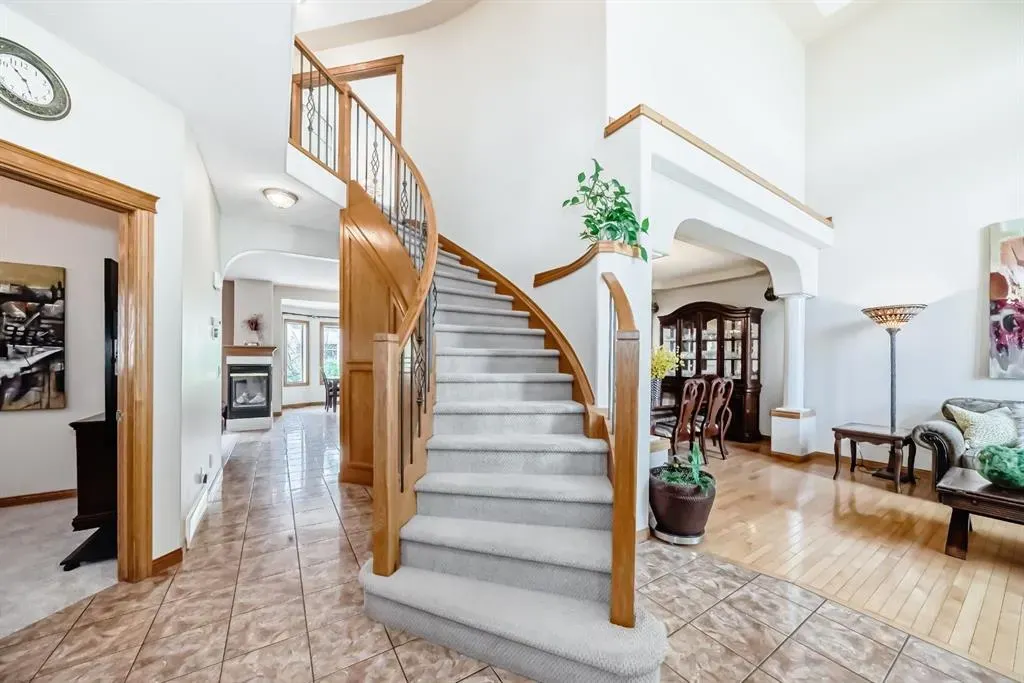 42 West Cedar Point SW