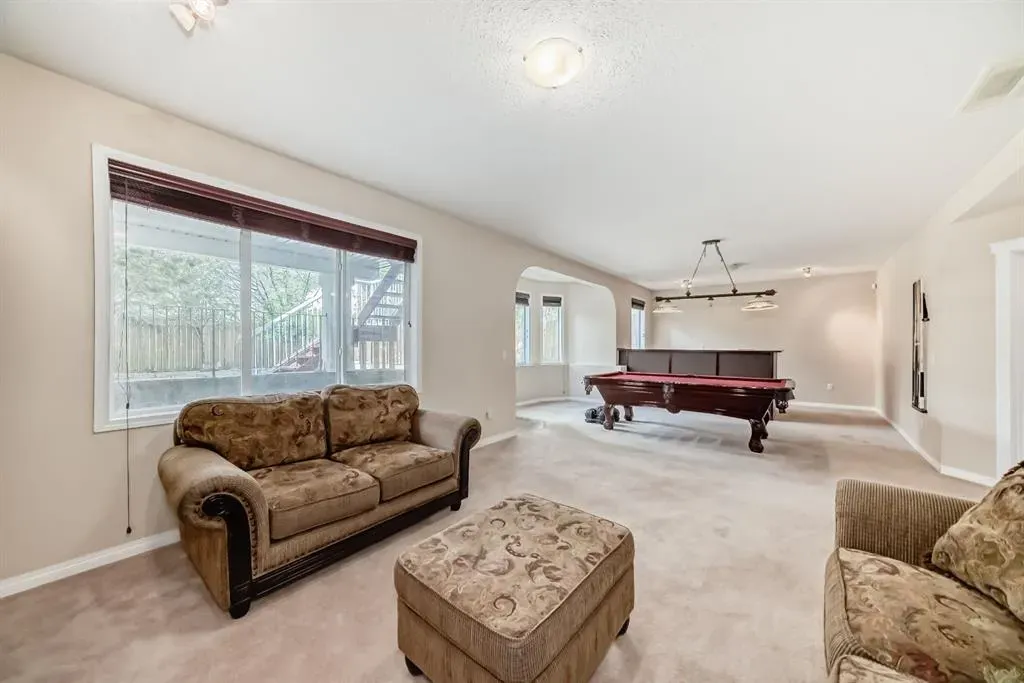 42 West Cedar Point SW