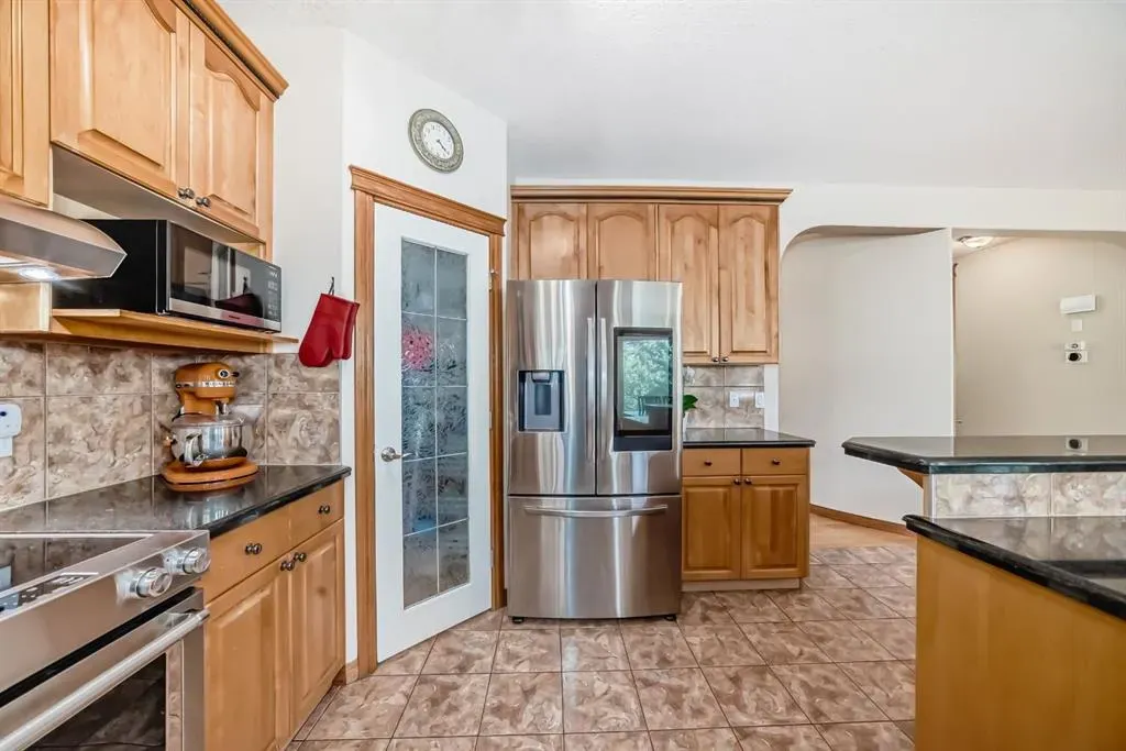 42 West Cedar Point SW