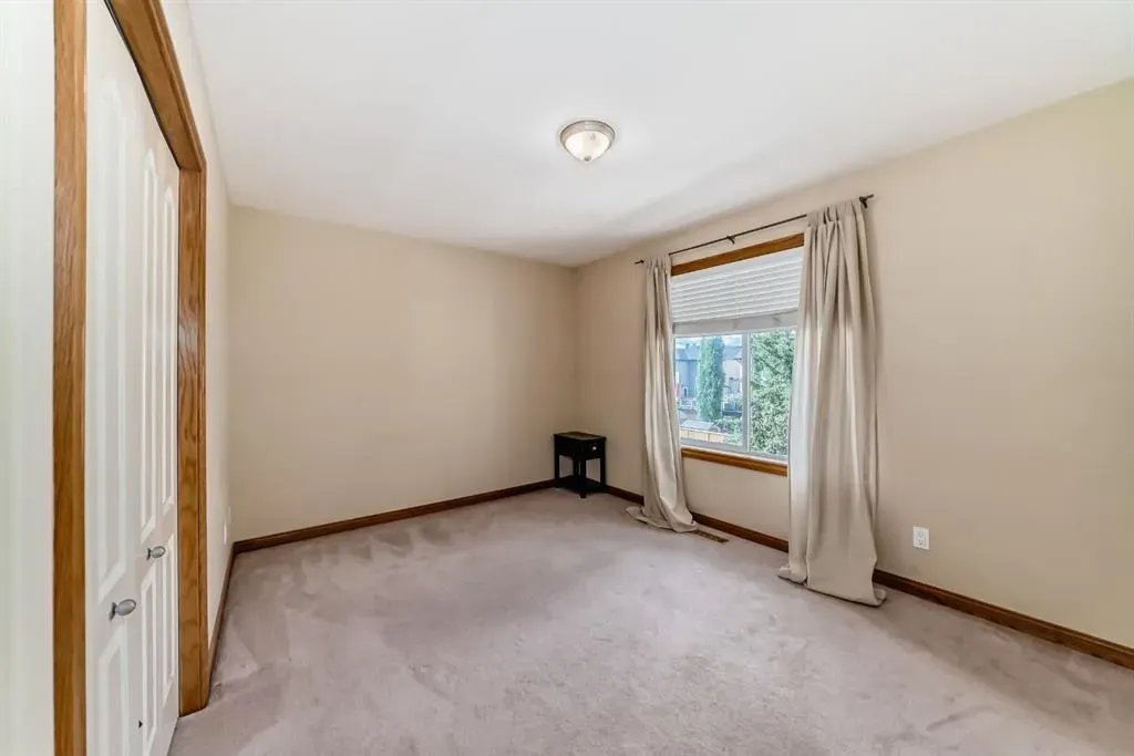 42 West Cedar Point SW