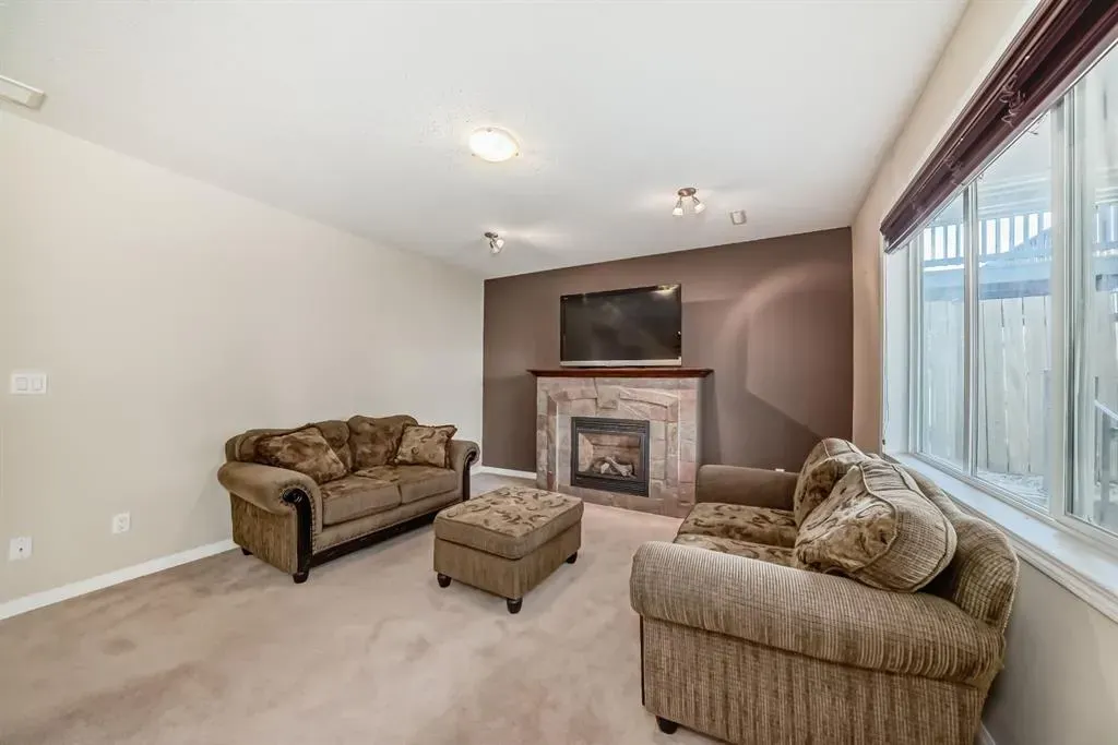 42 West Cedar Point SW