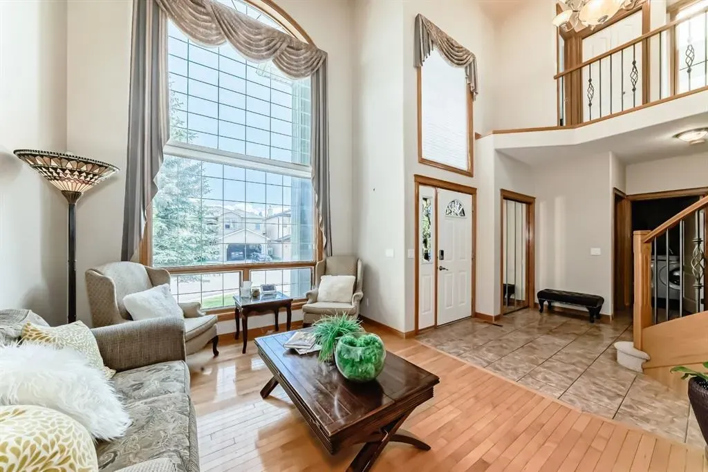 42 West Cedar Point SW