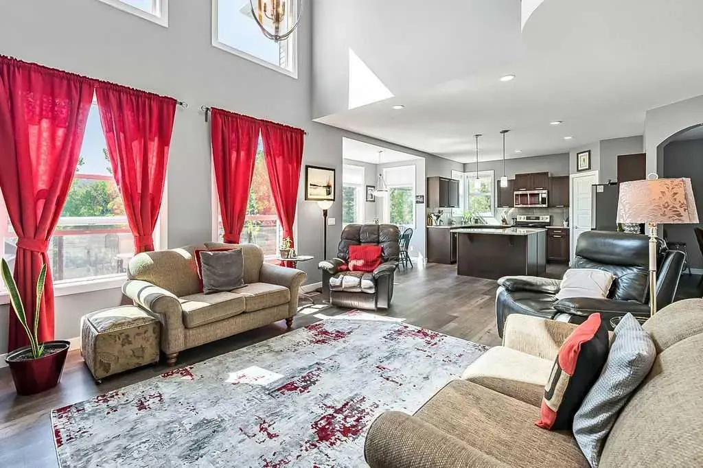 154 West Creek Springs