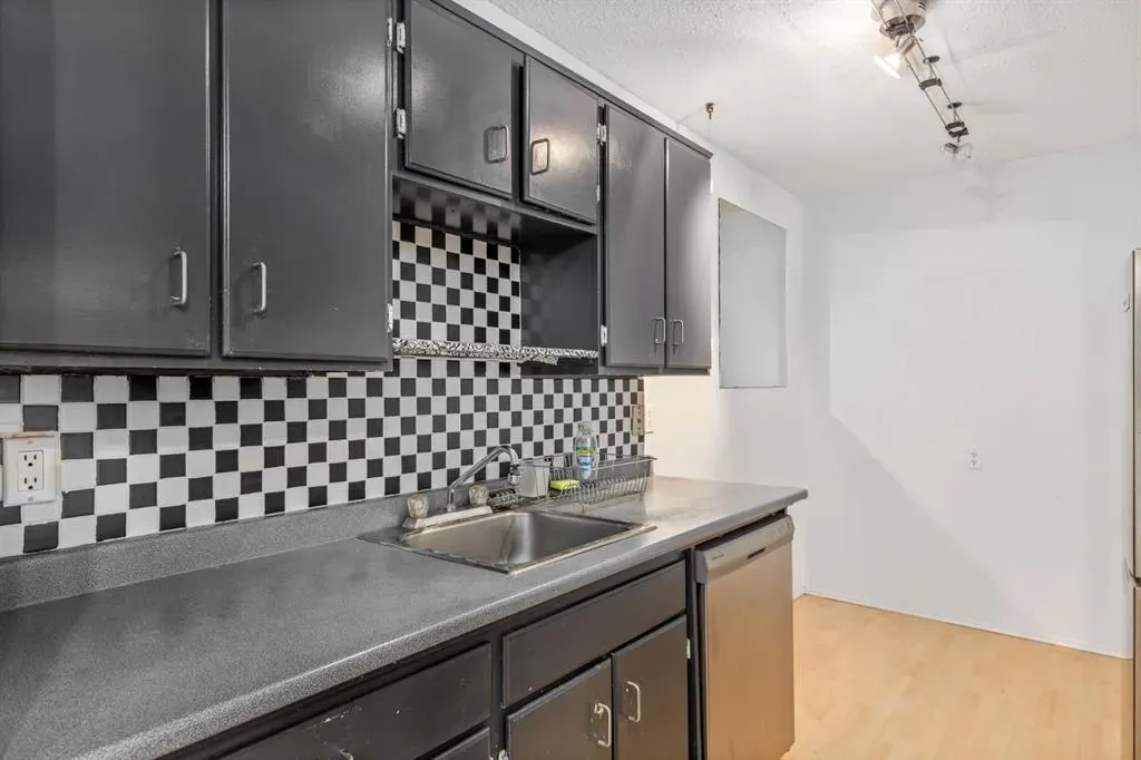 4001C 49 Street NW, #3105