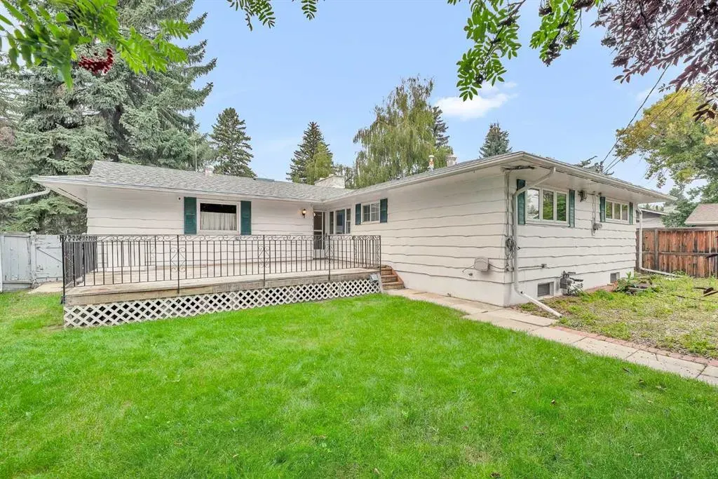 10732 Maplebend Drive SE