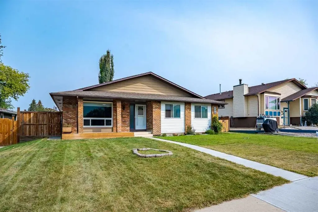 224 Jensen Drive NE