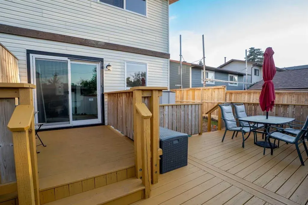 23 Bedwood Place NE