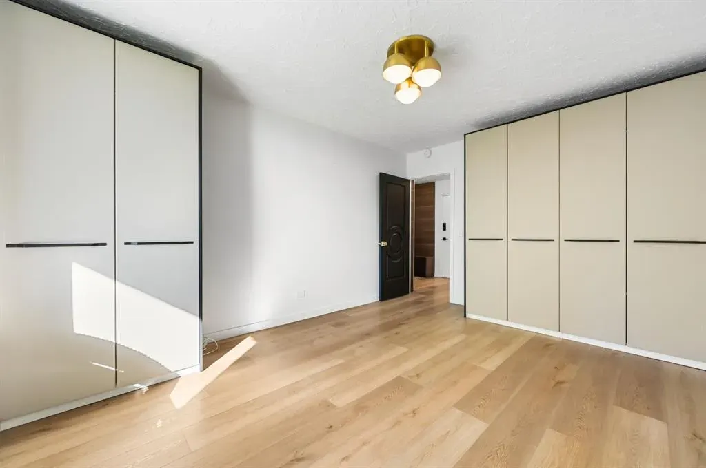3204 Rideau Place SW, #401