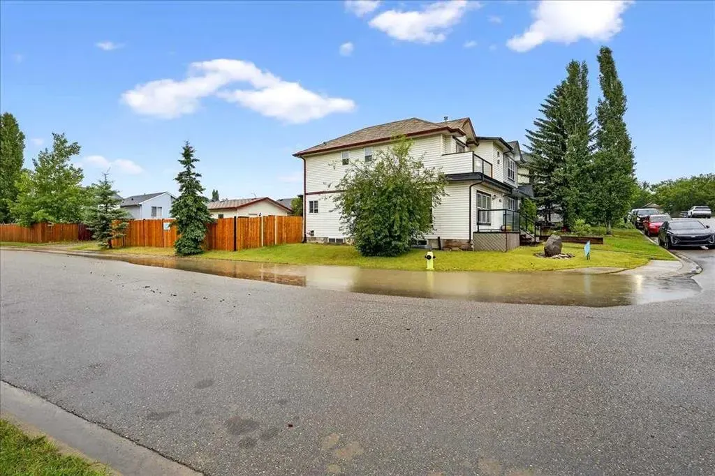 2103 Country Hills Circle NW