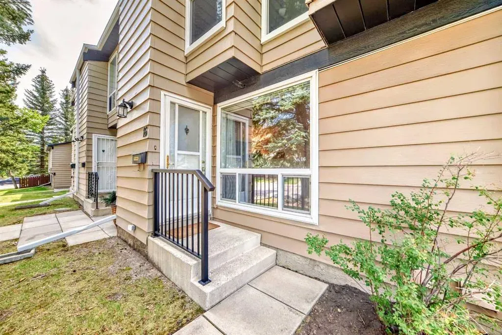 7205 4 Street NE, #16