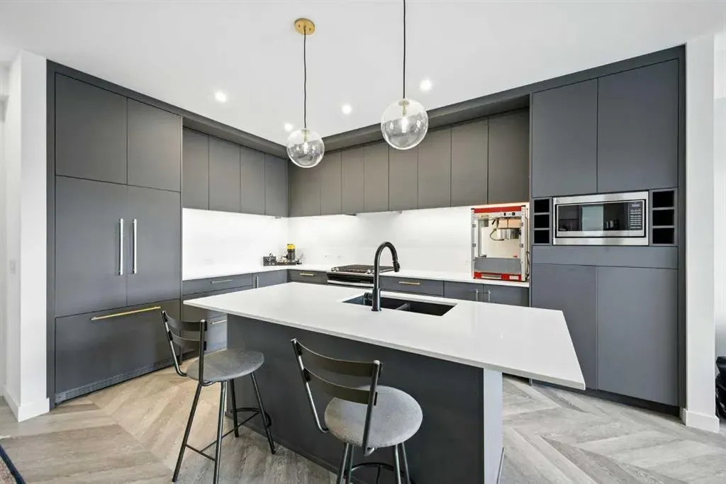 4275 Norford Avenue NW, #419